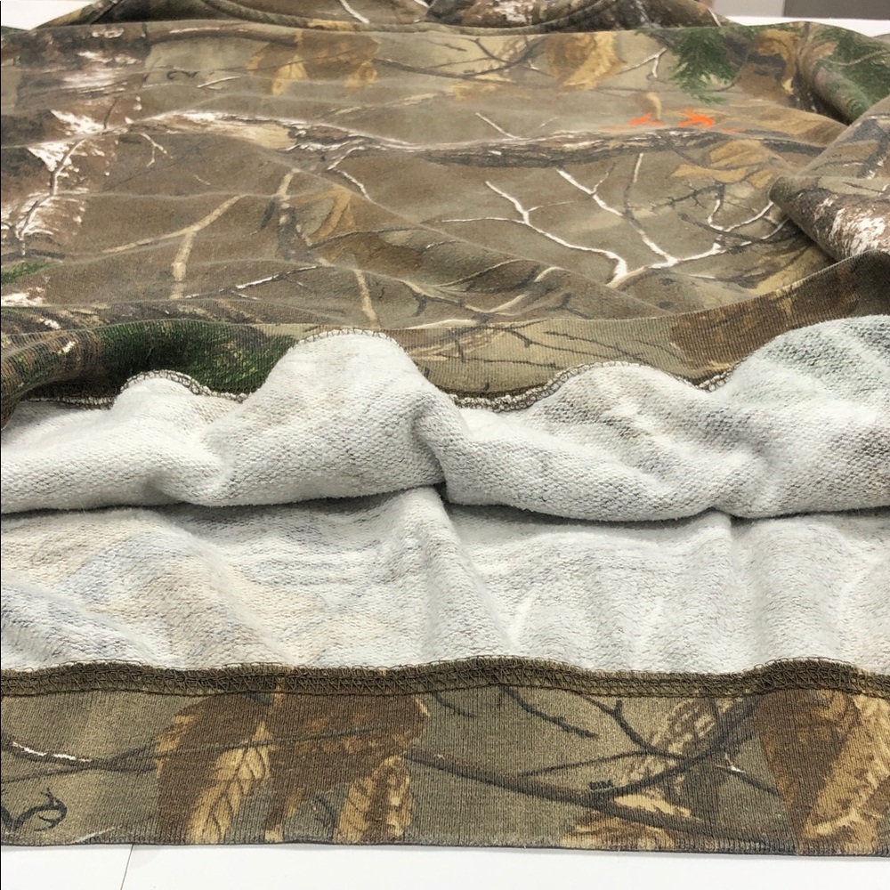 Realtree Woodland Camo Hoodie | Men’s XL | Orange Logo - Picture 13 of 14